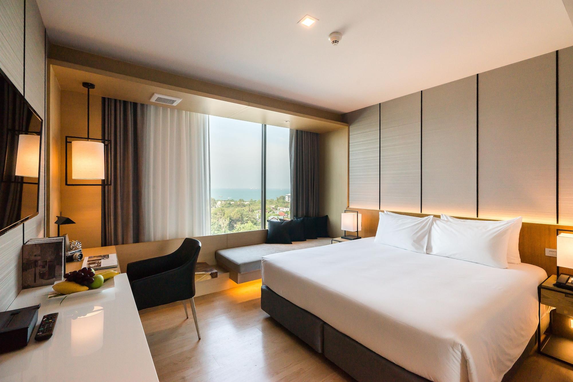Arize Hotel Sri Racha Si Racha Esterno foto