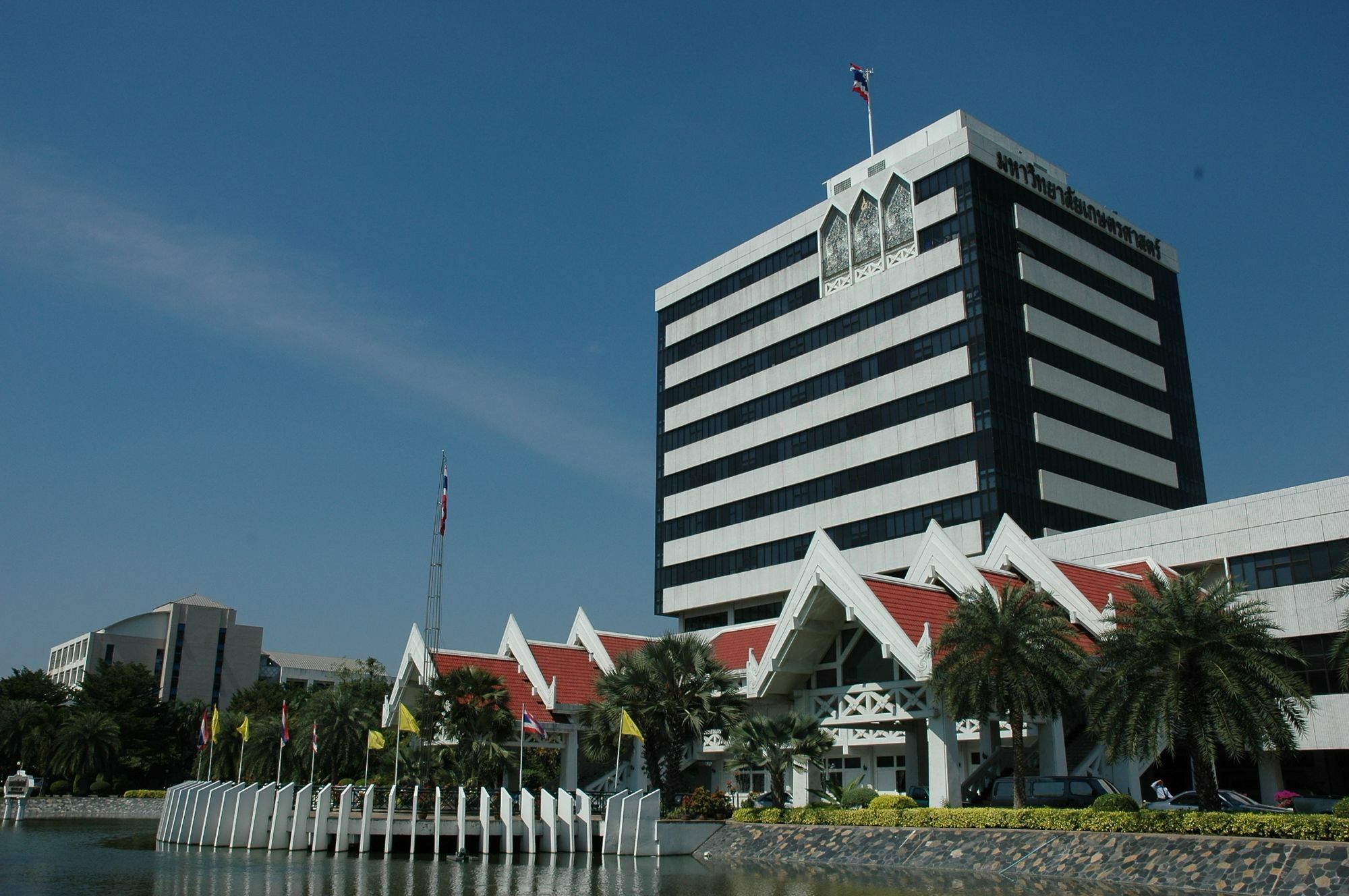 Arize Hotel Sri Racha Si Racha Esterno foto